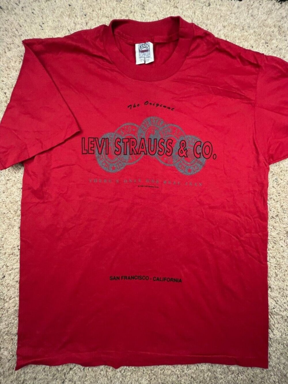 VTG 1993 Levi Strauss & Co Only One Real Jean California Graphic T Red Large USA